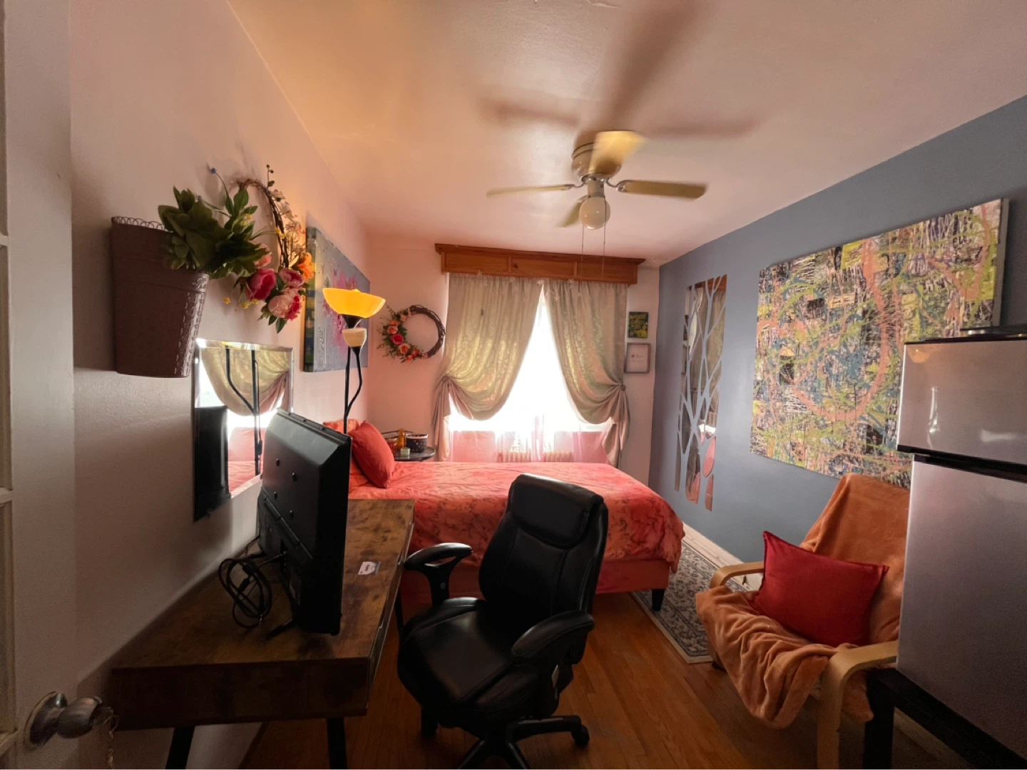 Private Room in Cliffside Village