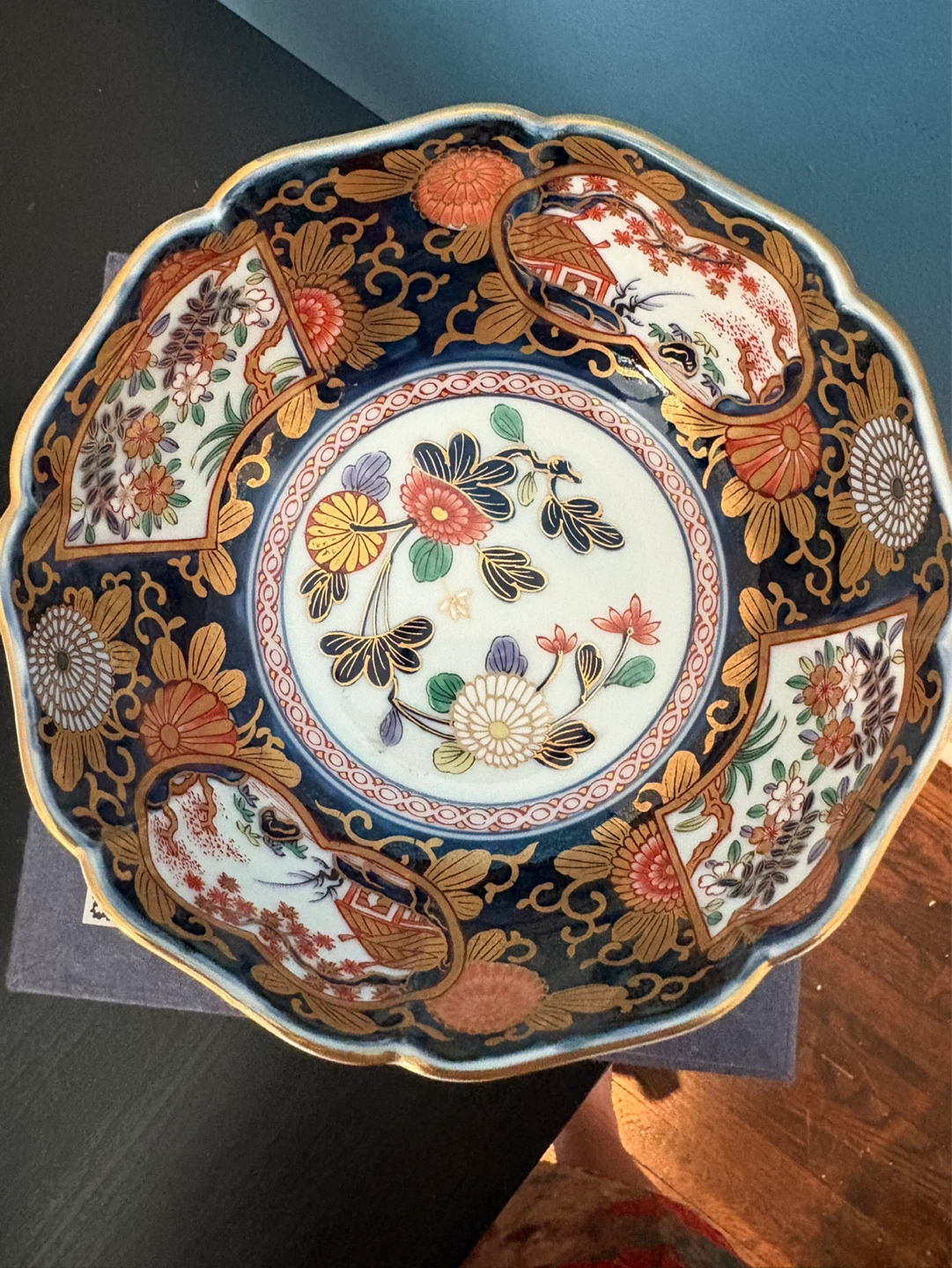 Decorative Japanese Porcelain Bowl