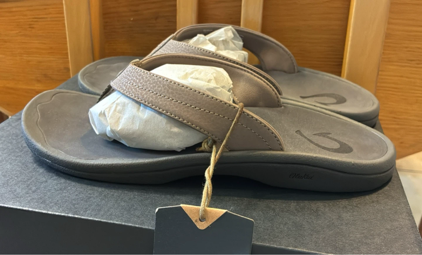 New OluKai 'Ohana Women's Flip Flops Size 10 Warm Taupe - photo 2