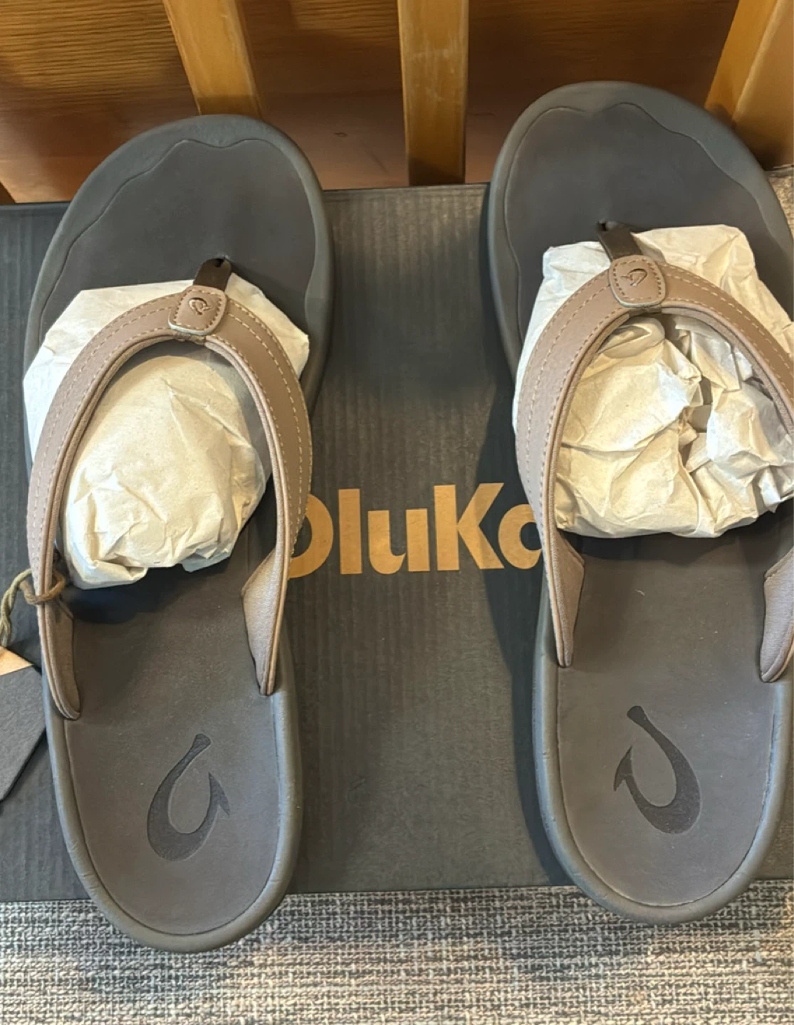 New OluKai 'Ohana Women's Flip Flops Size 10 Warm Taupe - photo 3