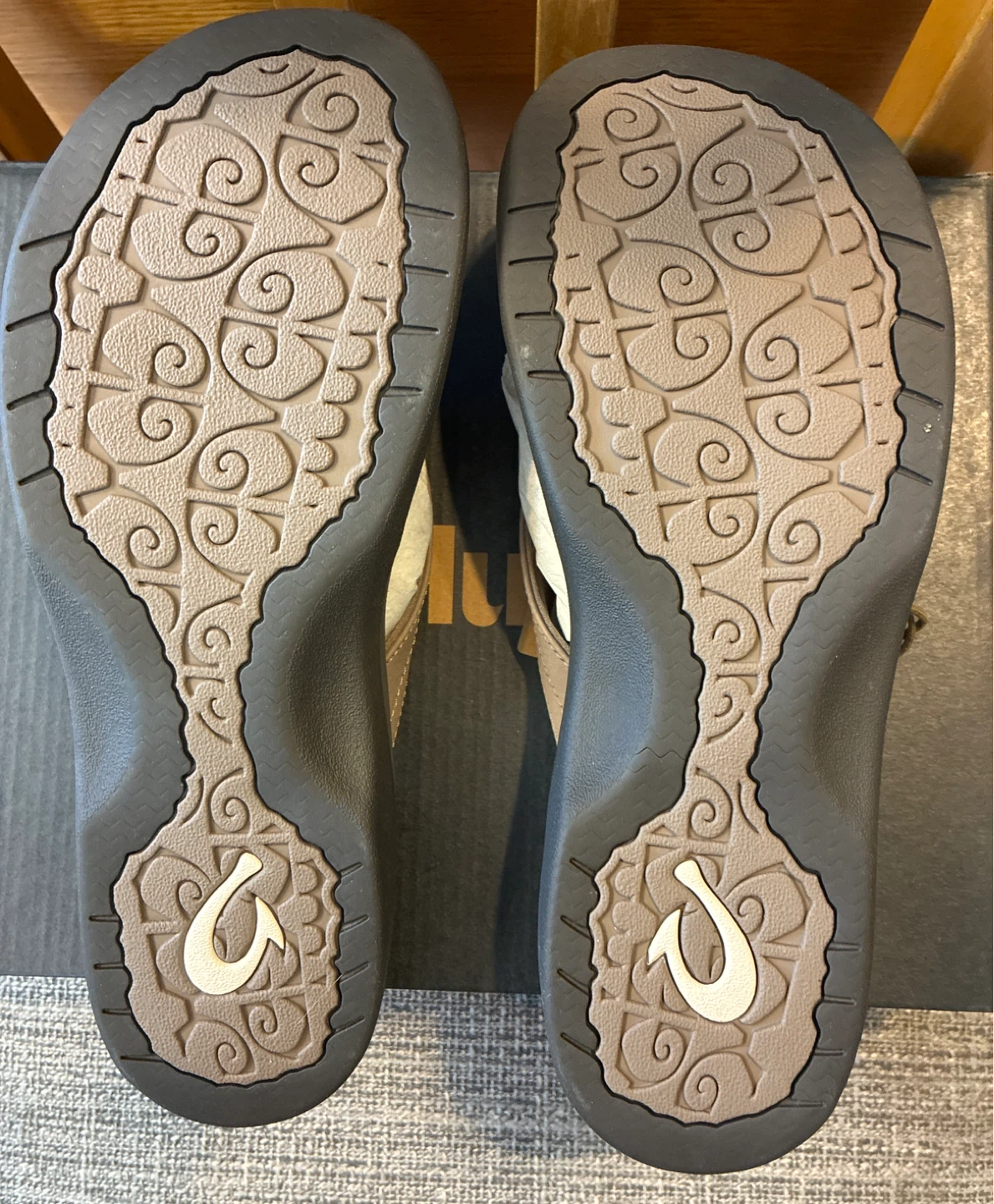 New OluKai 'Ohana Women's Flip Flops Size 10 Warm Taupe - photo 5