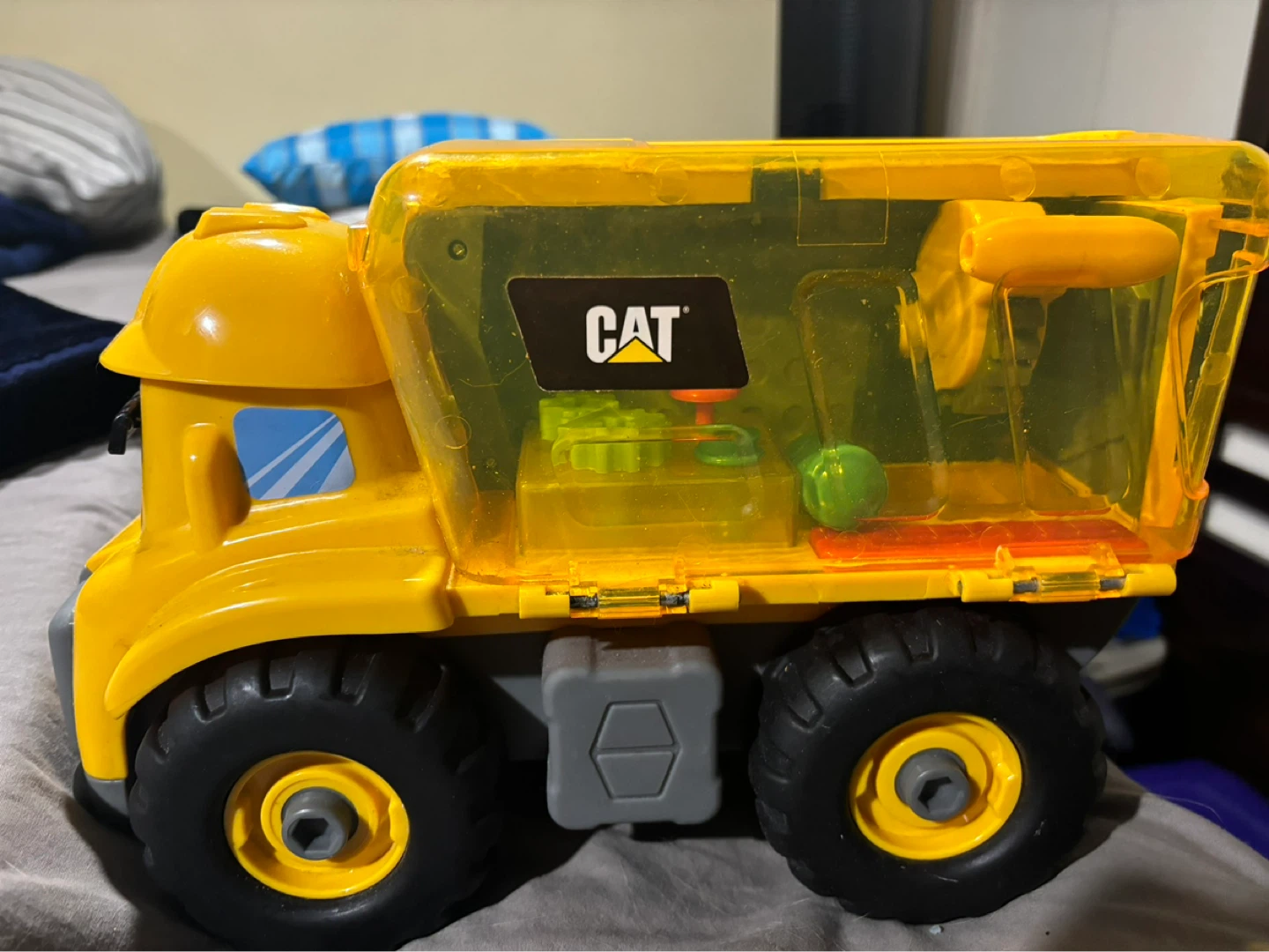 CAT Junior Operator Mega Hauler Dump Truck Toy - photo 2