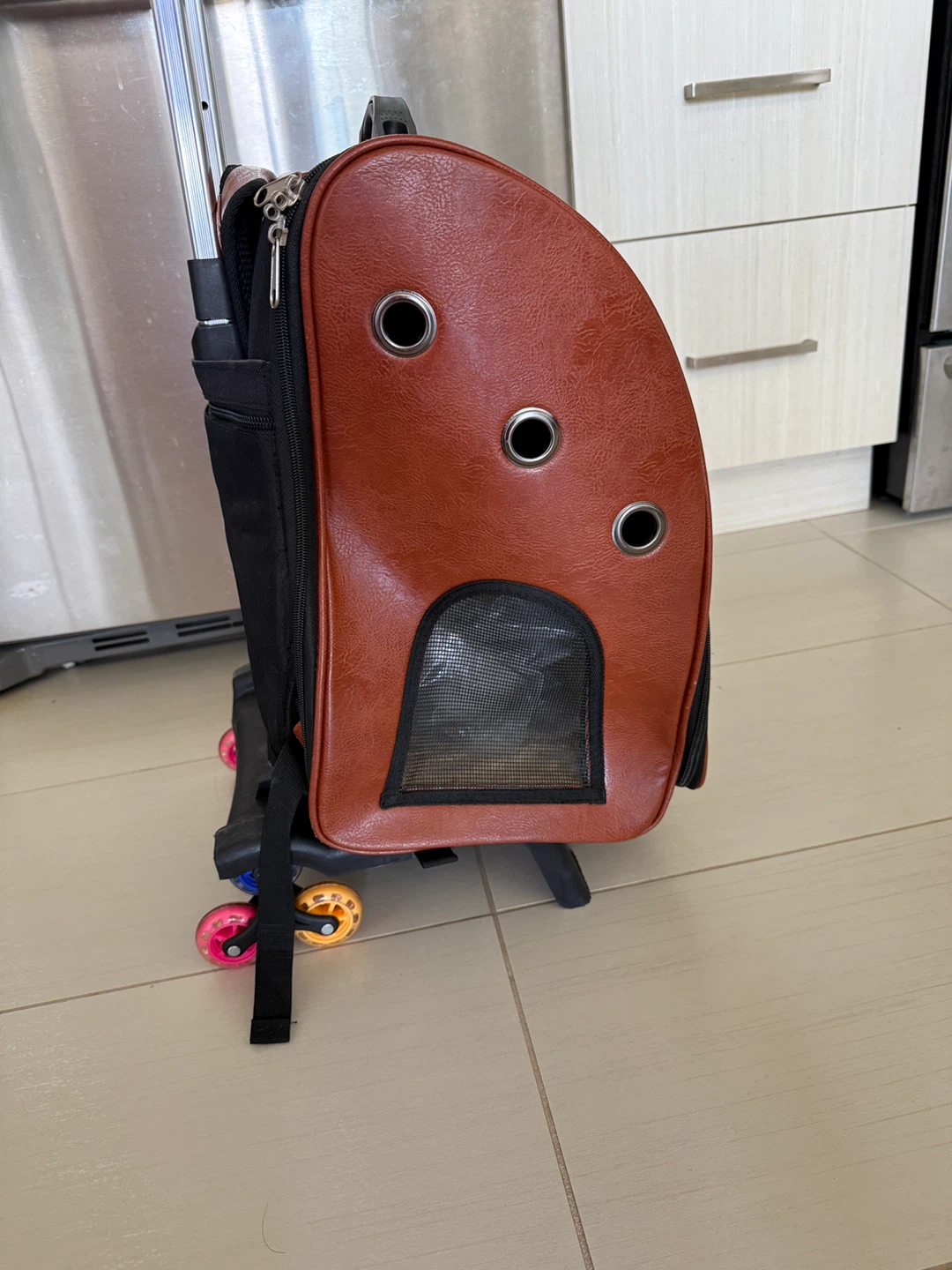 Pet Carrier Backpack For Dogs And Cats with Wheels - photo 3