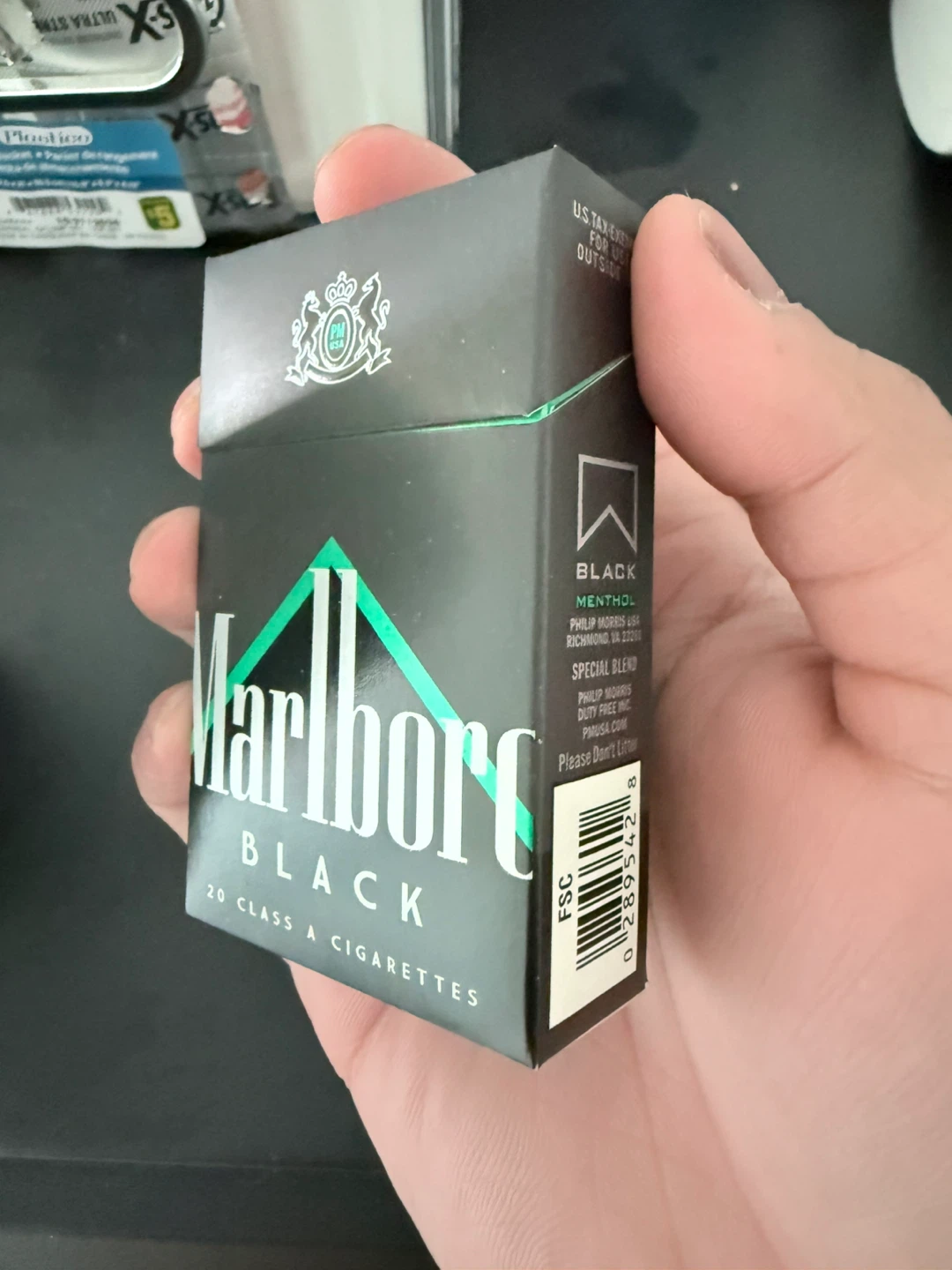 Marlboro Black Menthol Cigarettes - photo 2