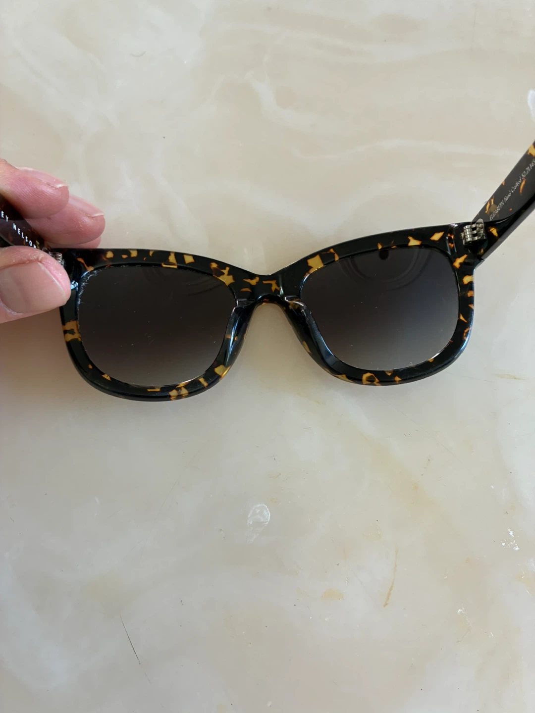 Bailey Nelson Elizabeth Sunglasses Yellow Tort - photo 2