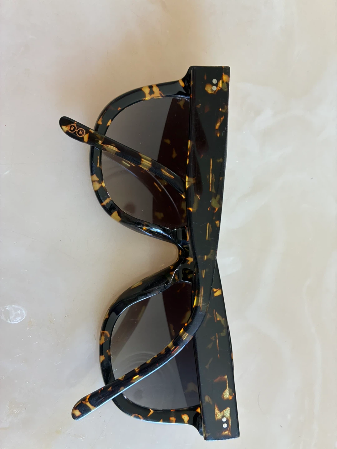 Bailey Nelson Elizabeth Sunglasses Yellow Tort - photo 5