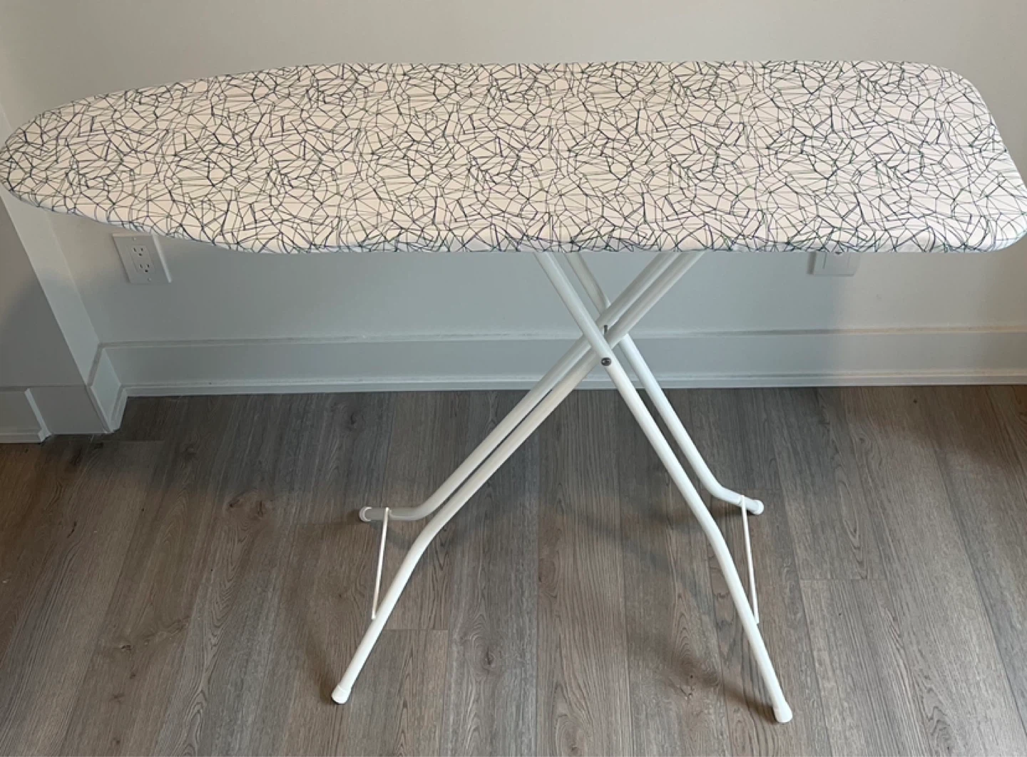 IKEA Ruter Iron Board