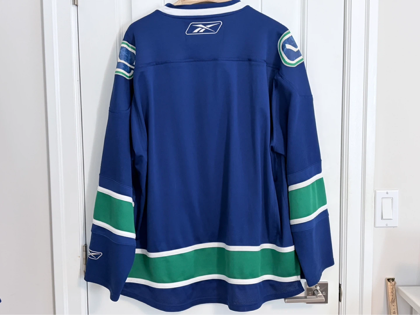 Vancouver Canucks Reebok Blue Orca Home Jersey Size XXL 2XL - photo 5