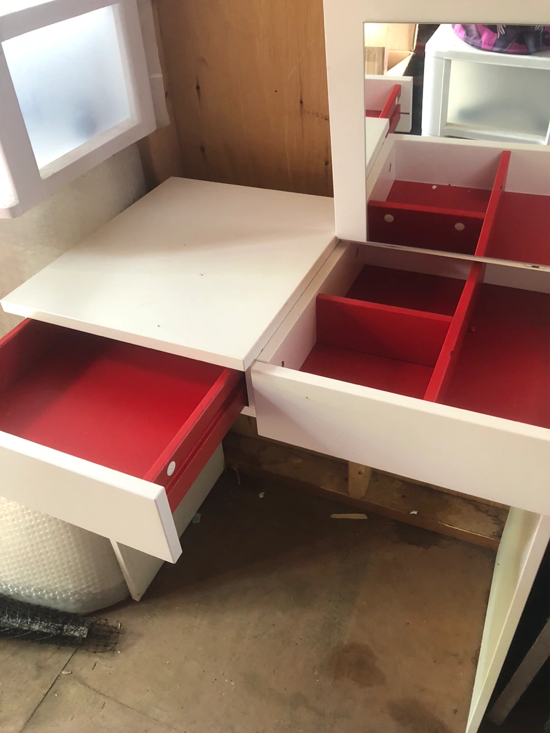 White Vanity Desk with Mirror and Drawers - photo 2