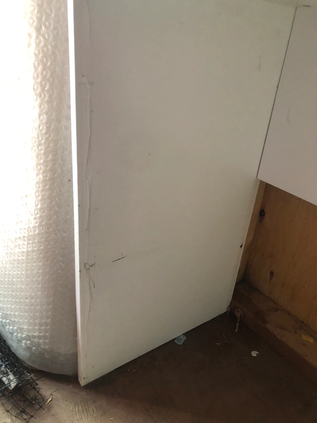 White Vanity Desk with Mirror and Drawers - photo 3