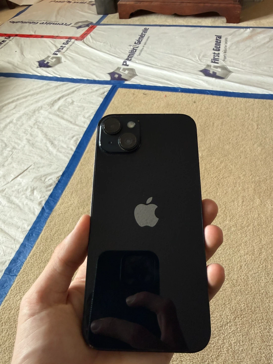iPhone 14 Plus (does not turn on)