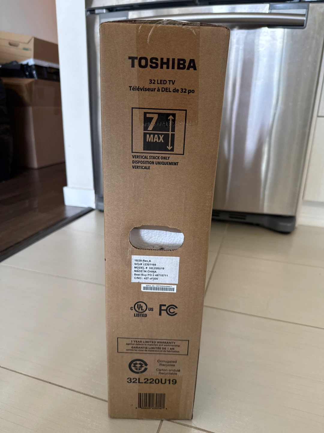 Brand New Toshiba 32" 720p LED TV (Model: 32L220U19) - photo 4