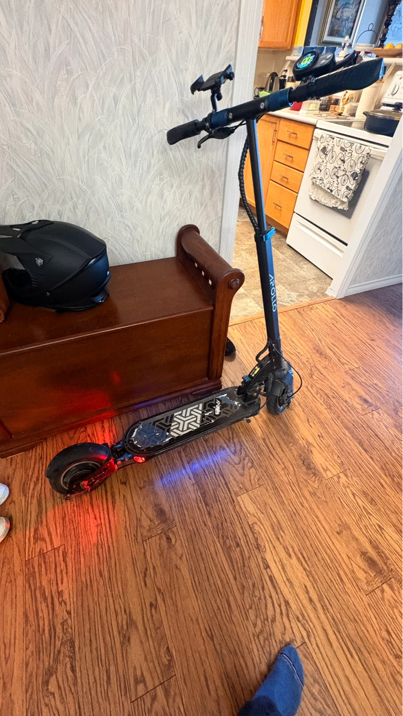 Apollo Electric Scooter - photo 3