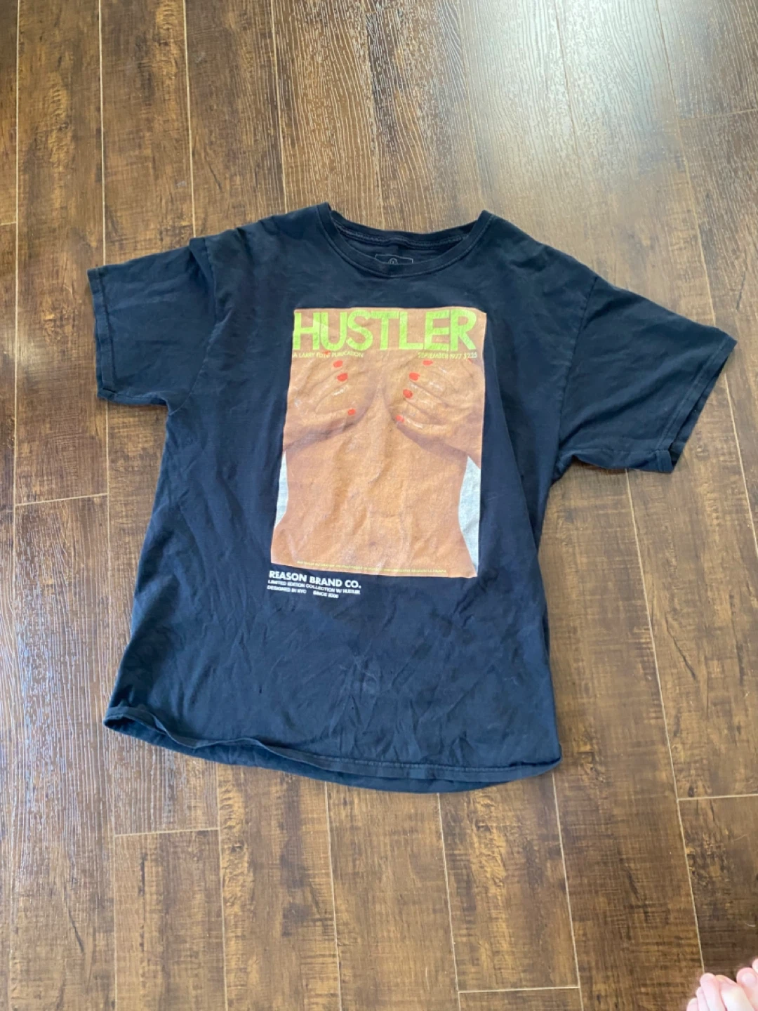 Reason Limited Edition Hustler T-Shirt - Large