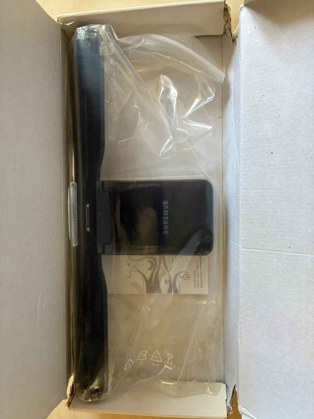 NEW Samsung Galaxy Tab 10.1" Desktop Multi-Media Dock Station - photo 3