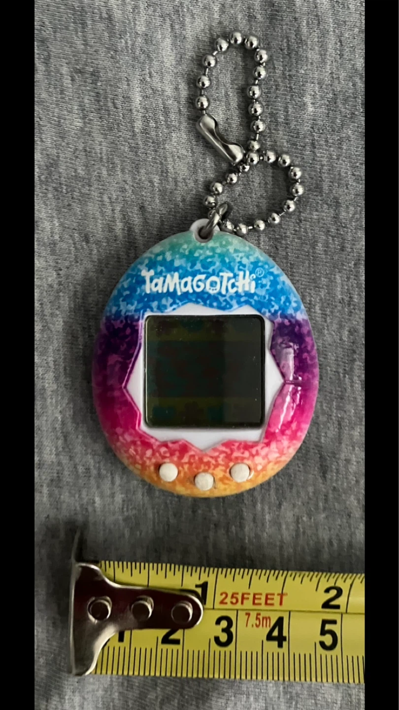 Tamagotchi Generation 1 Rainbow Keychain 💛🧡🩷🤍💜💙✨ - photo 2