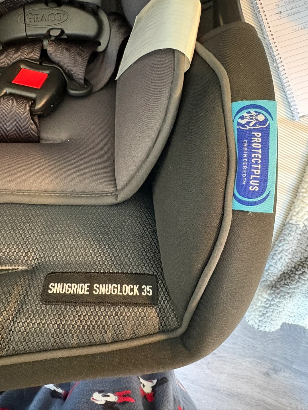Graco Snugride Snuglock 35 Infant Car Seat with Base - photo 5