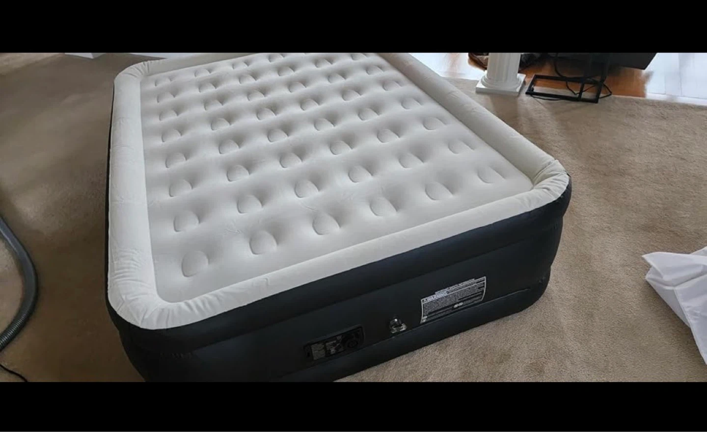 Queen Air Mattress with Built-in Pump 18" Raised