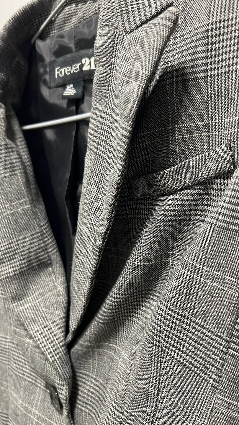 Forever 21 Grey Plaid Blazer Size S/P - photo 3