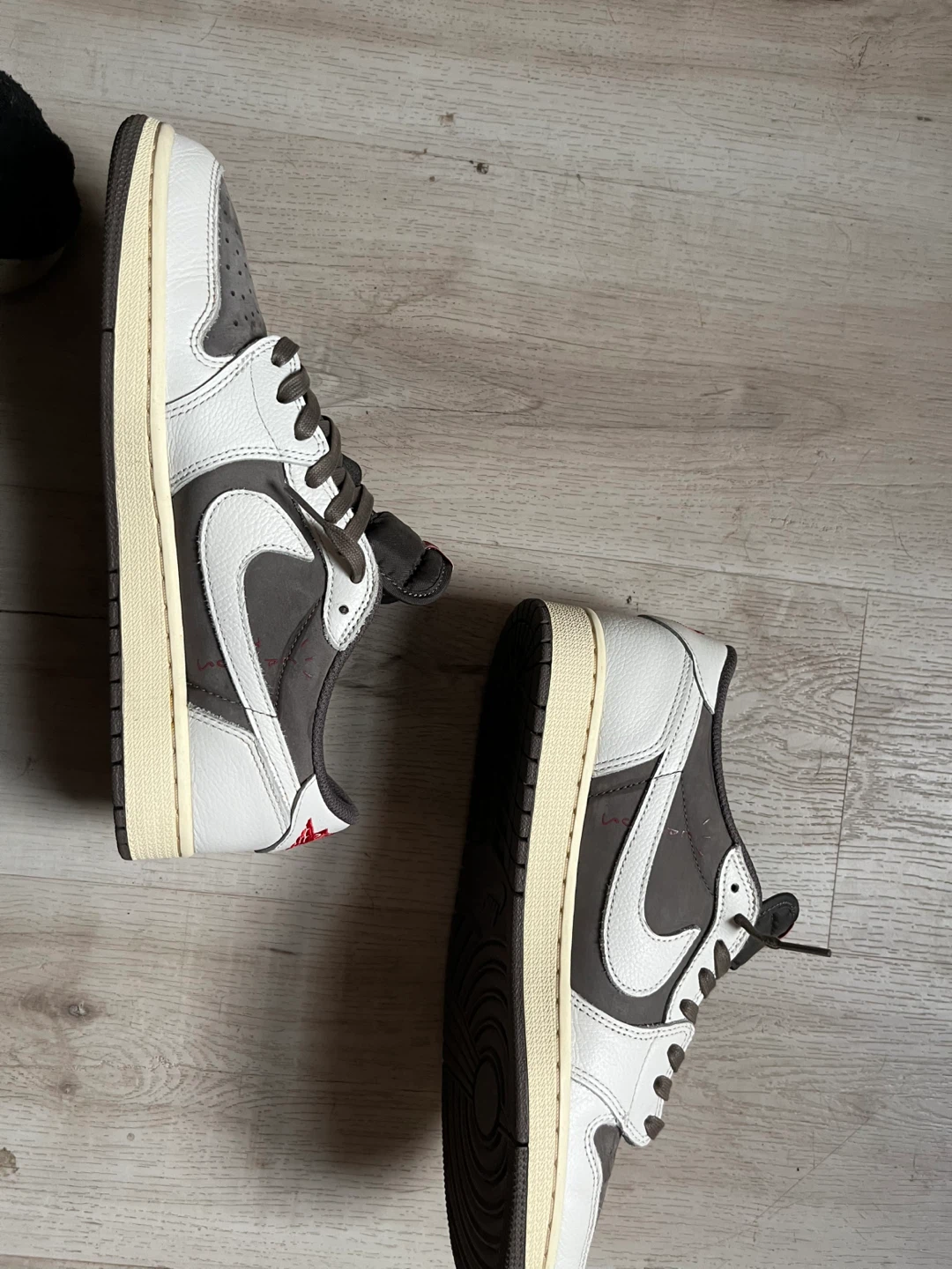 Travis Scott reverse mocha Jordan one size 10 - photo 5