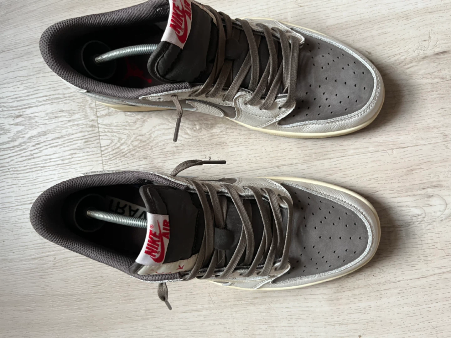 Travis Scott reverse mocha Jordan one size 10 - photo 2