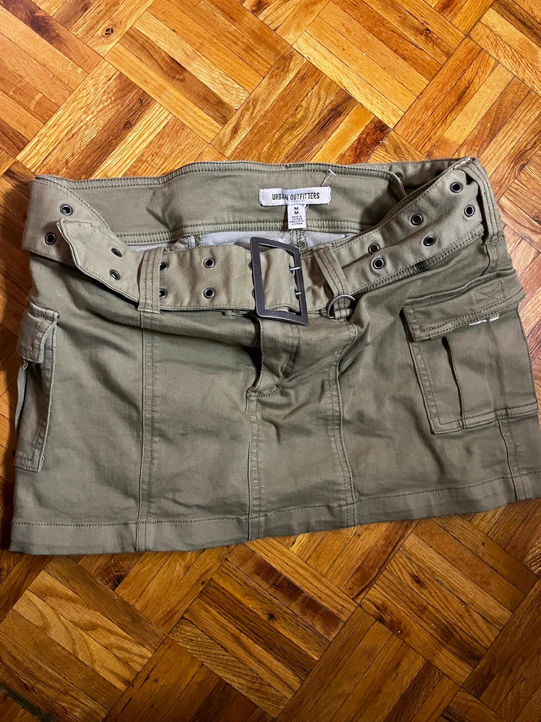 Urban Outfitters Khaki Cargo Skirt with Belt (M)