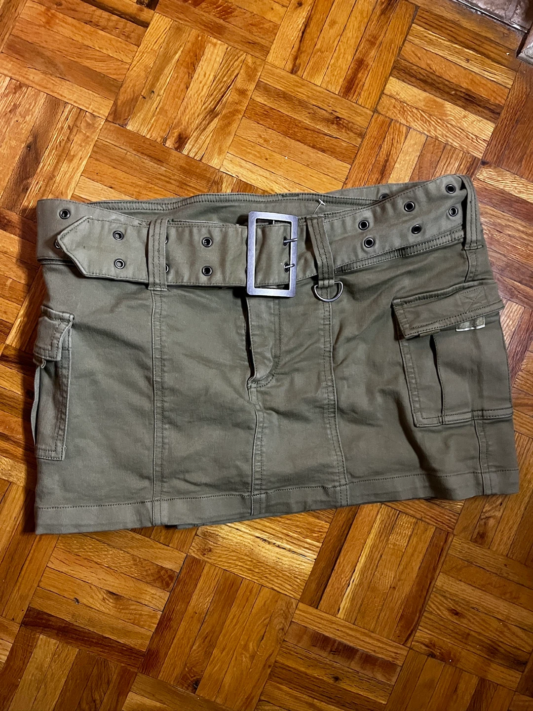 Urban Outfitters Khaki Cargo Skirt with Belt (M) - photo 3