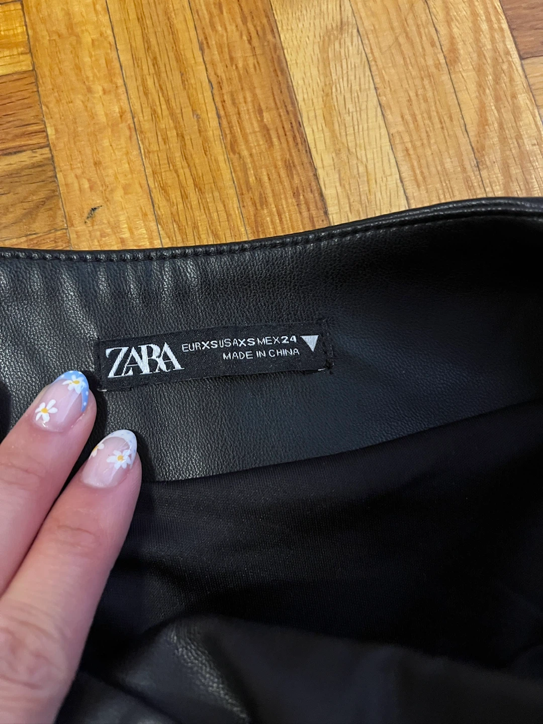 ZARA Black Faux Leather Skirt - Size XS - photo 2