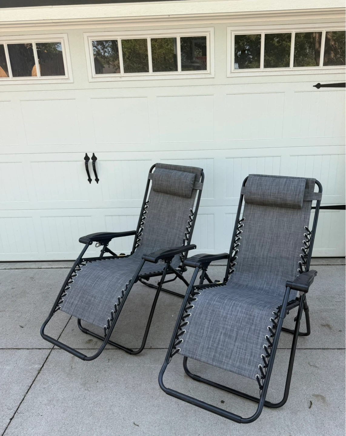 NEW Set of 2 Caravan Sports Gray Infinity Zero Gravity Chair