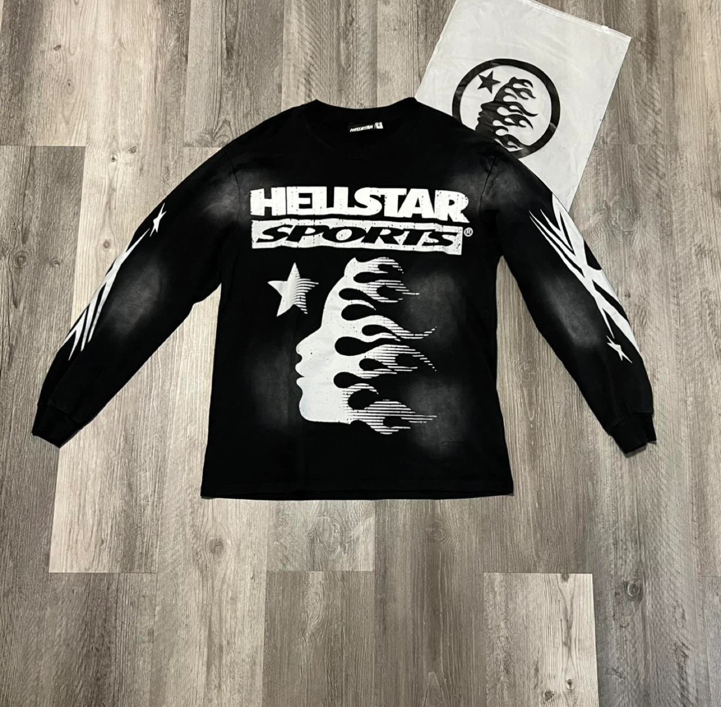HELLSTAR SPORTS Long Sleeve Shirt Black