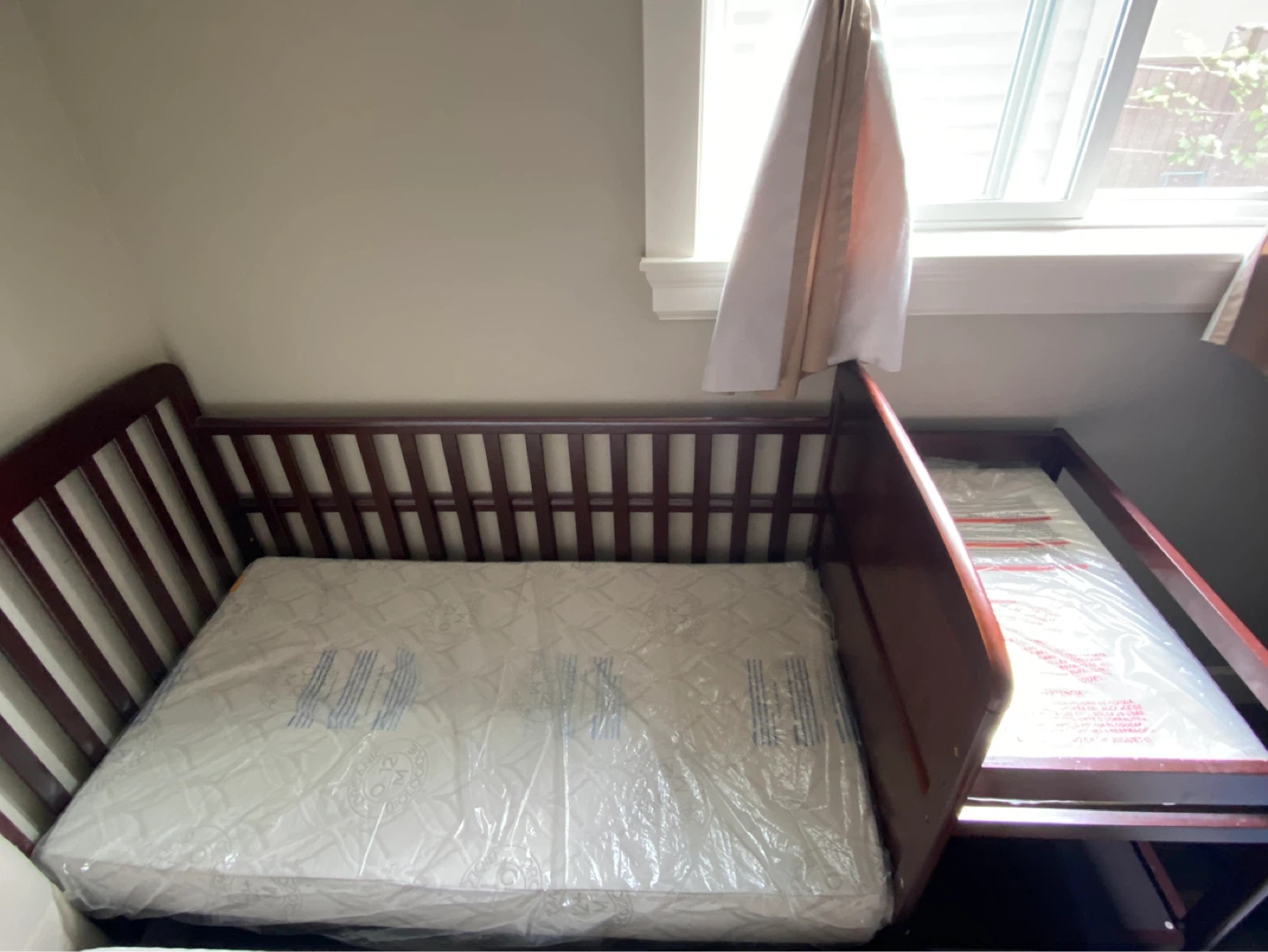 Dark Wood Baby Crib with Mattress - photo 2