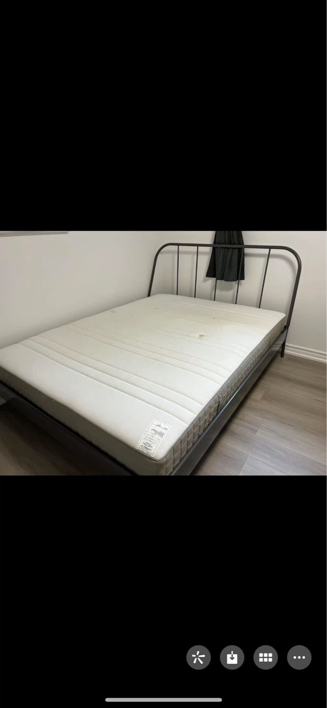 White Queen Size bed with Mattress