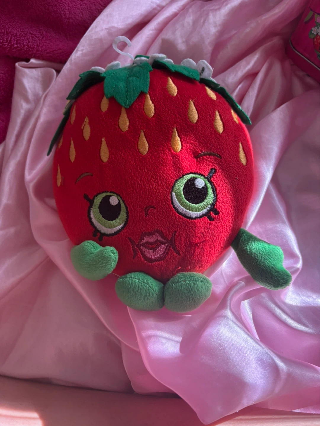 Shopkins stuffies - photo 3