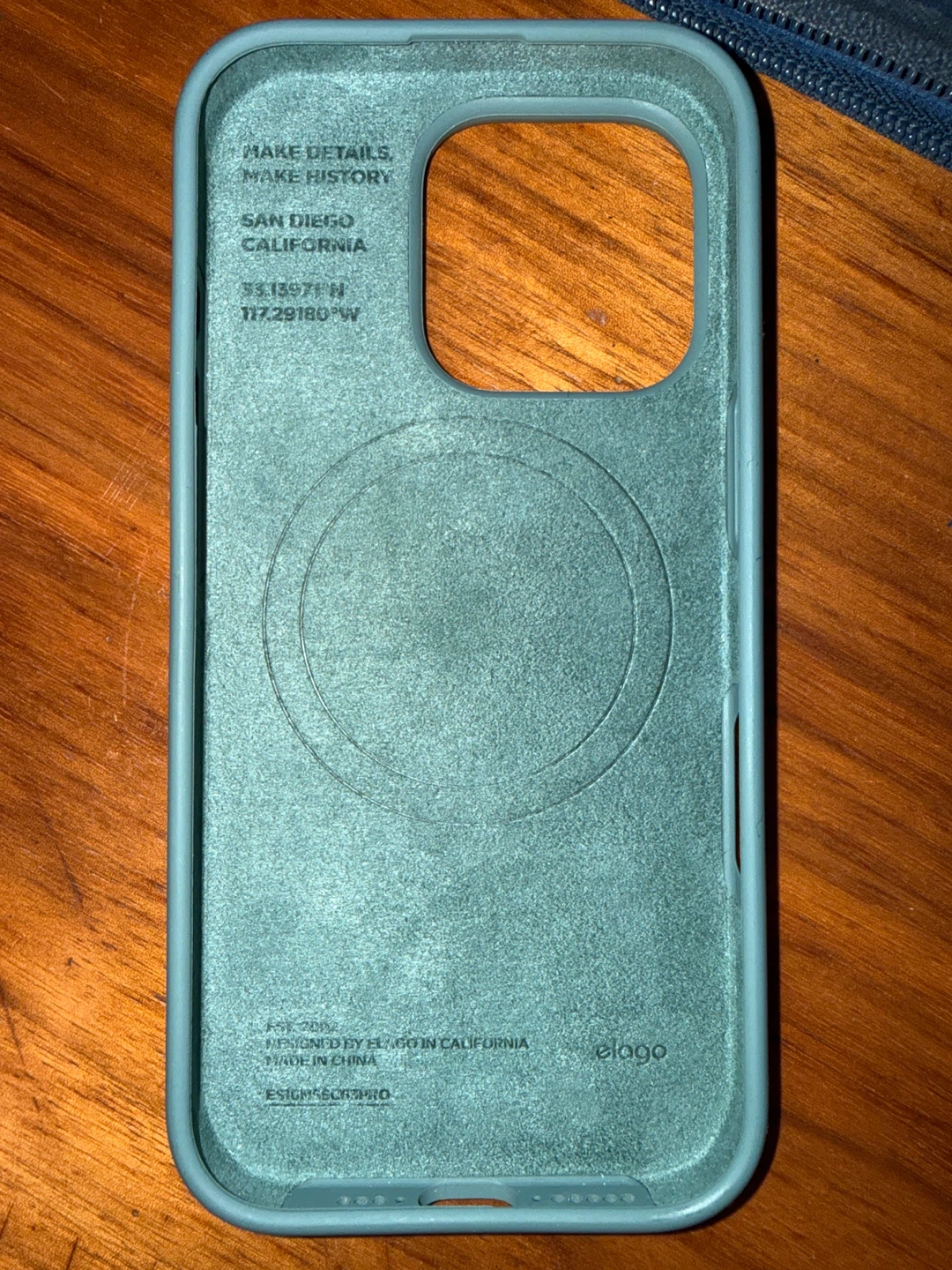 elago iPhone 16 Pro Case - Green - photo 2