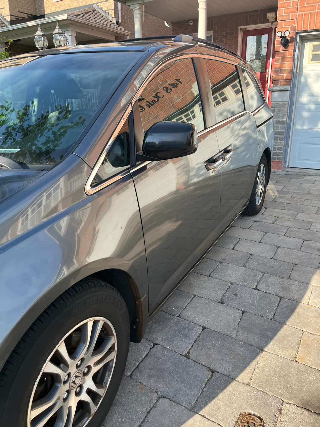 2011 Honda Odyssey - photo 4