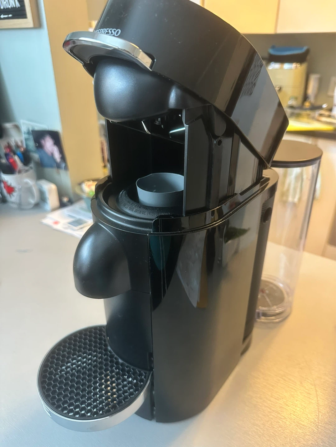 Nespresso VertuoPlus Coffee Machine - photo 4