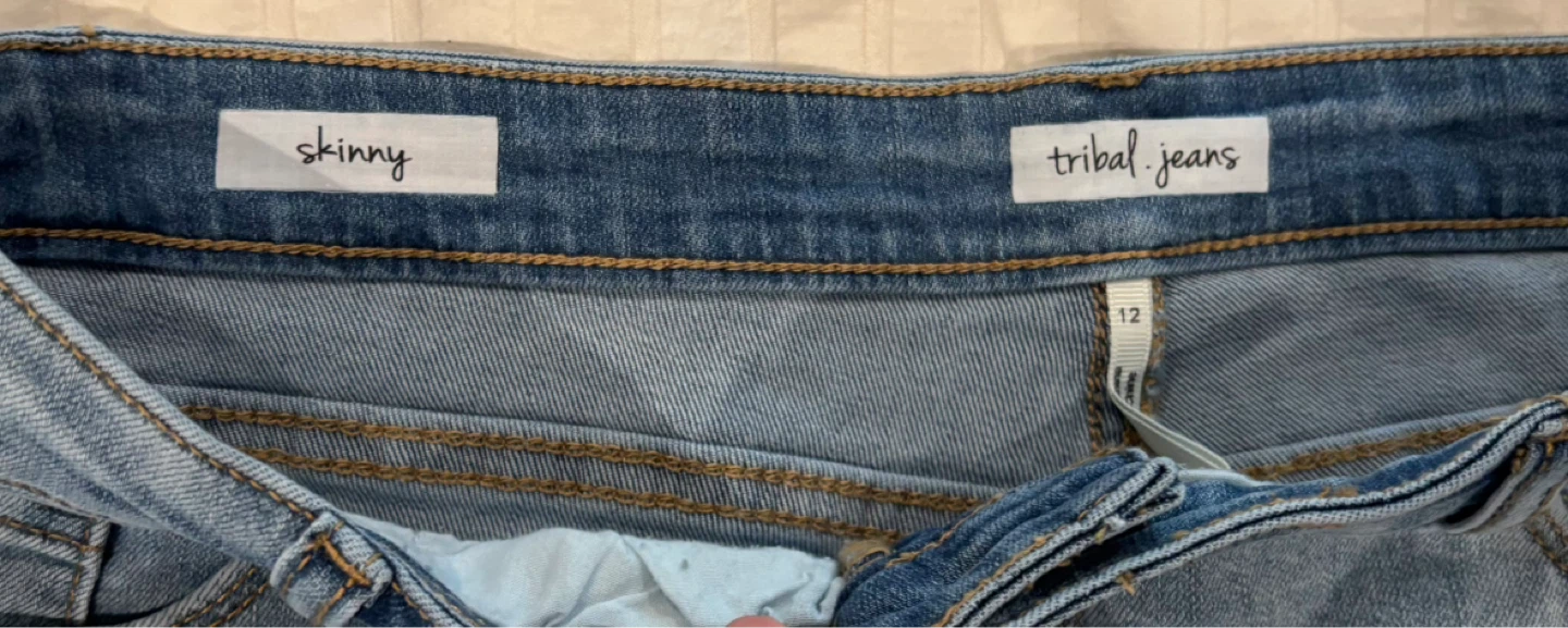 NWT TRIBAL SZ 12 Jeans White Embroidery & Tassel Skinny Crop - photo 3