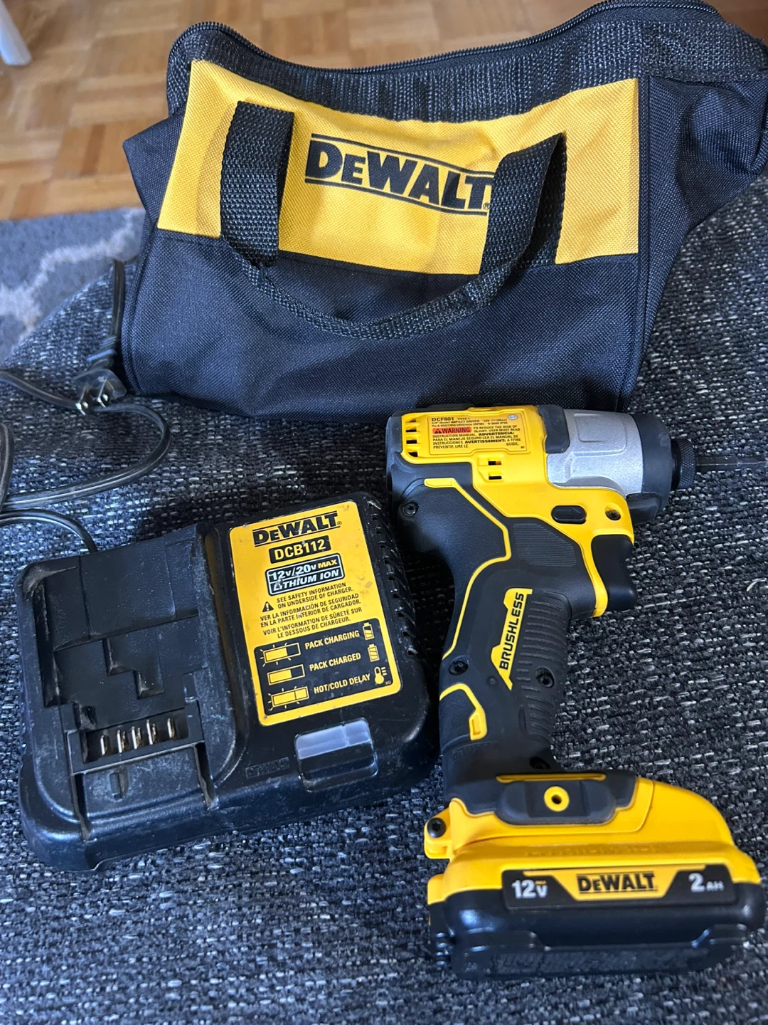 DeWalt 12V/20V Max Lithium Ion Cordless Impact Driver Kit