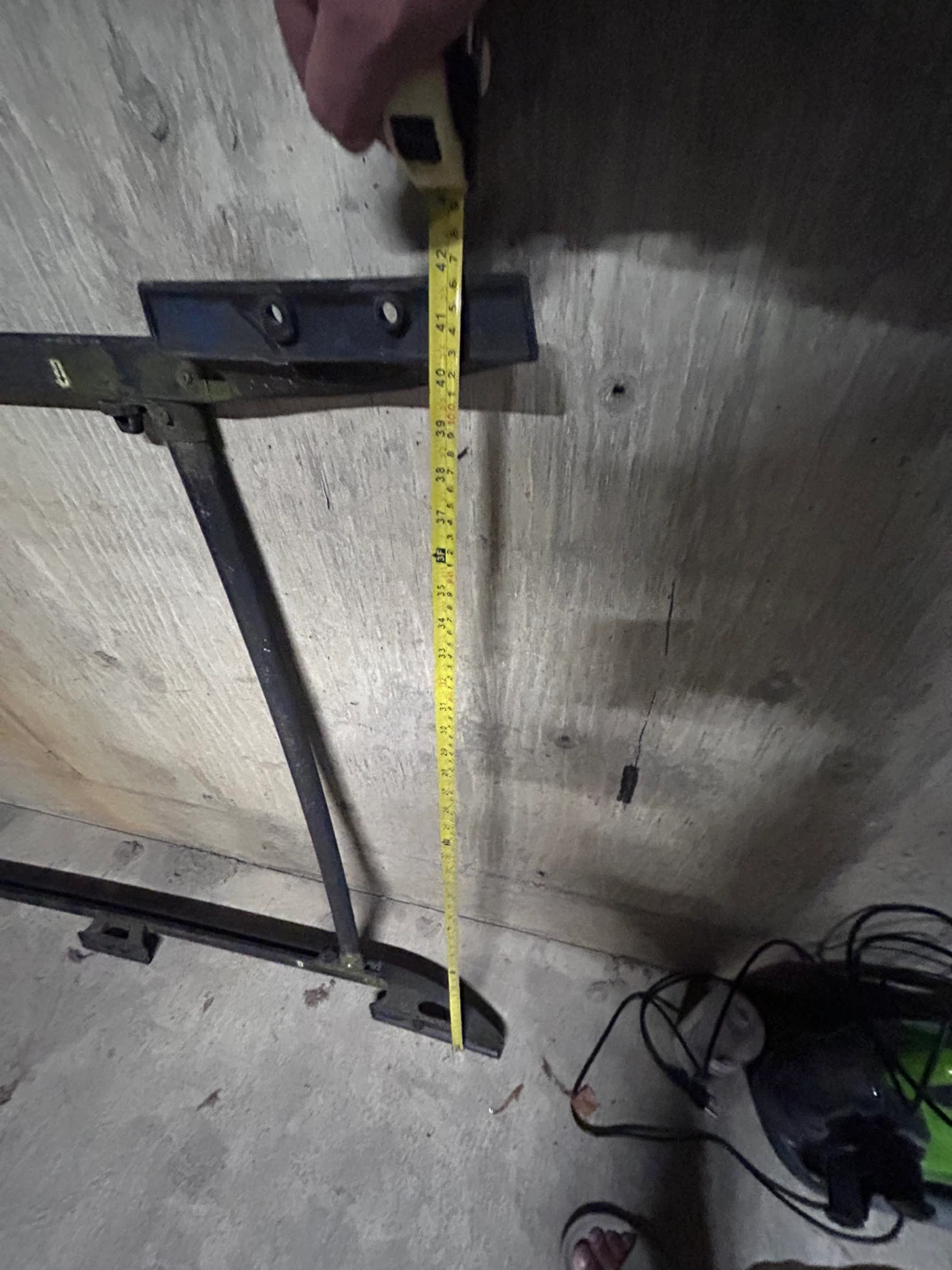 Roof Rack Crossbars with Mounts - photo 5
