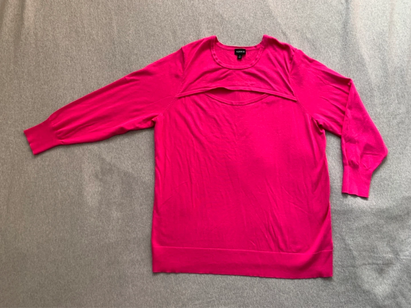 Torrid Size 3 Pink Sweater with Front Peekaboo Design