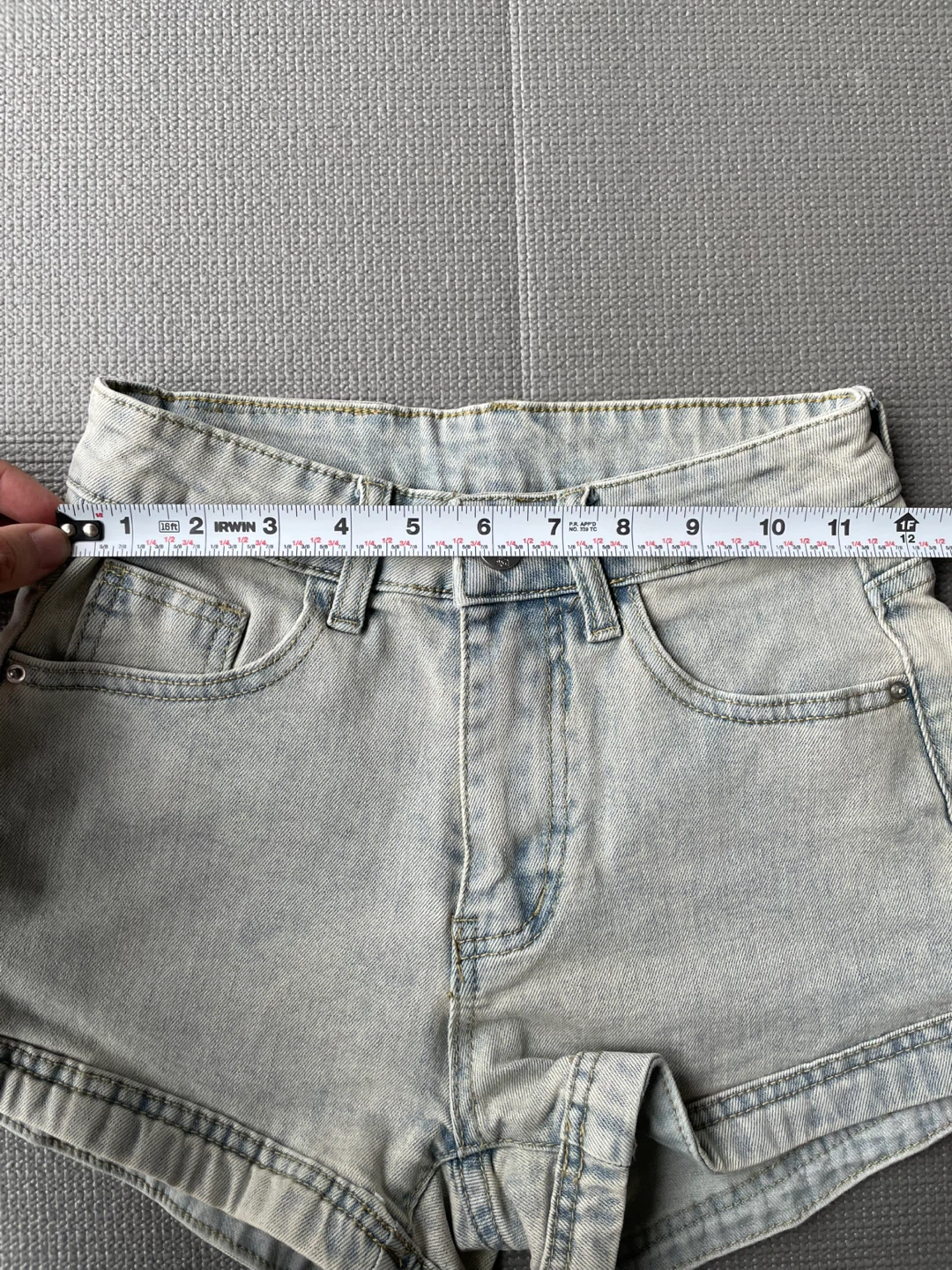 Light Wash Denim Shorts, size S - photo 3
