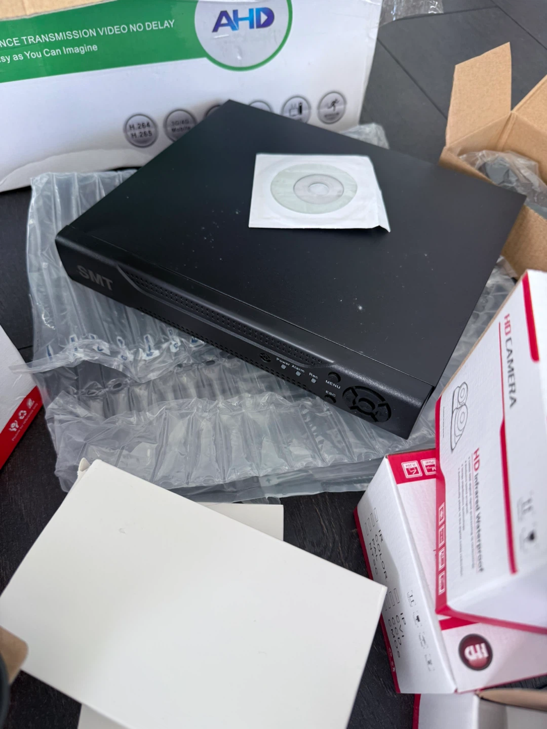 Brand new 8-channel security camera system - photo 4