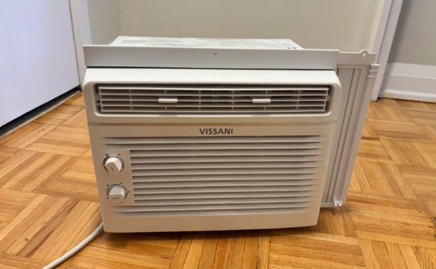 Vissani 5000 BTU Window Air Conditioner