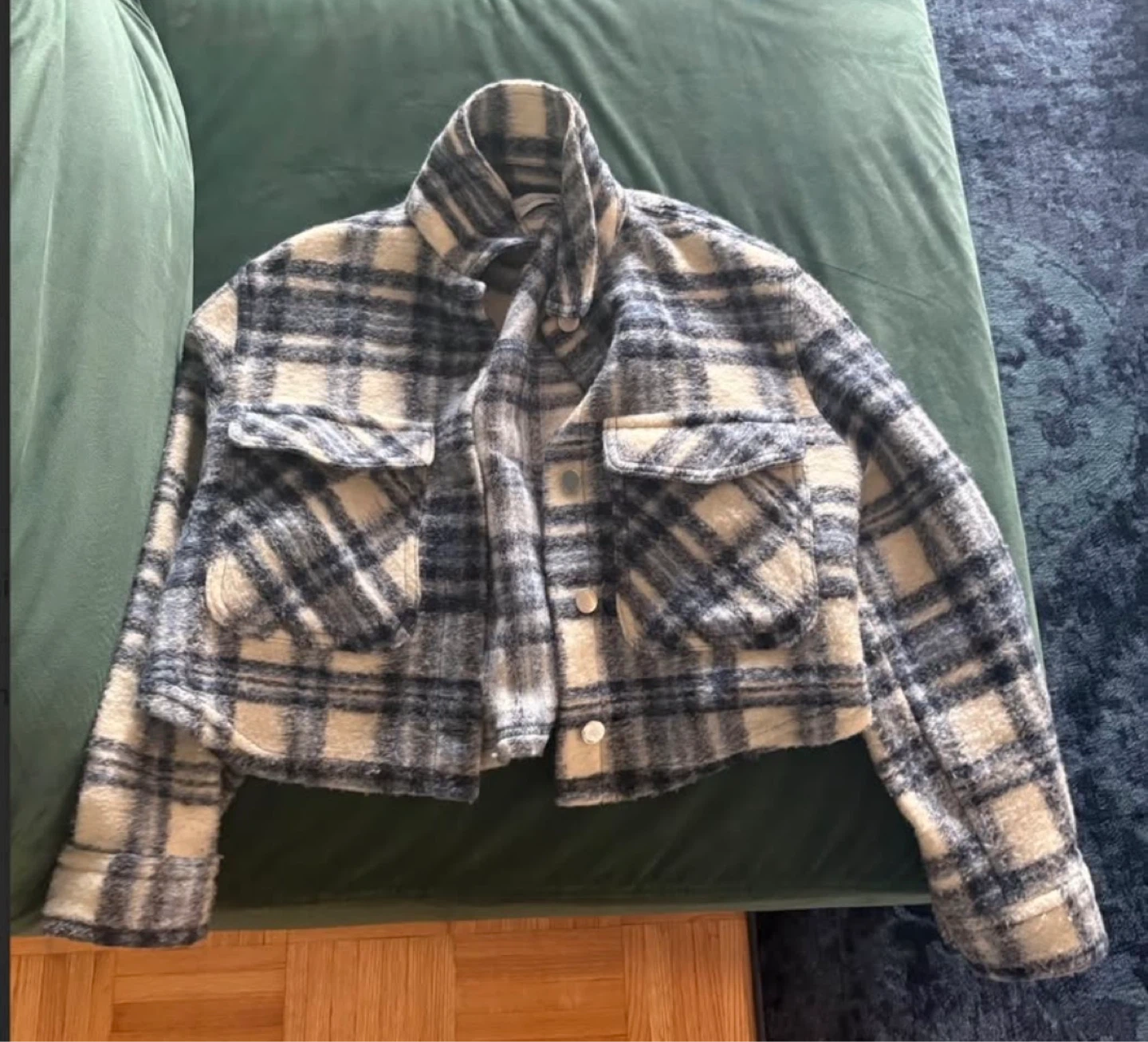 Various women’s clothing items - photo 2