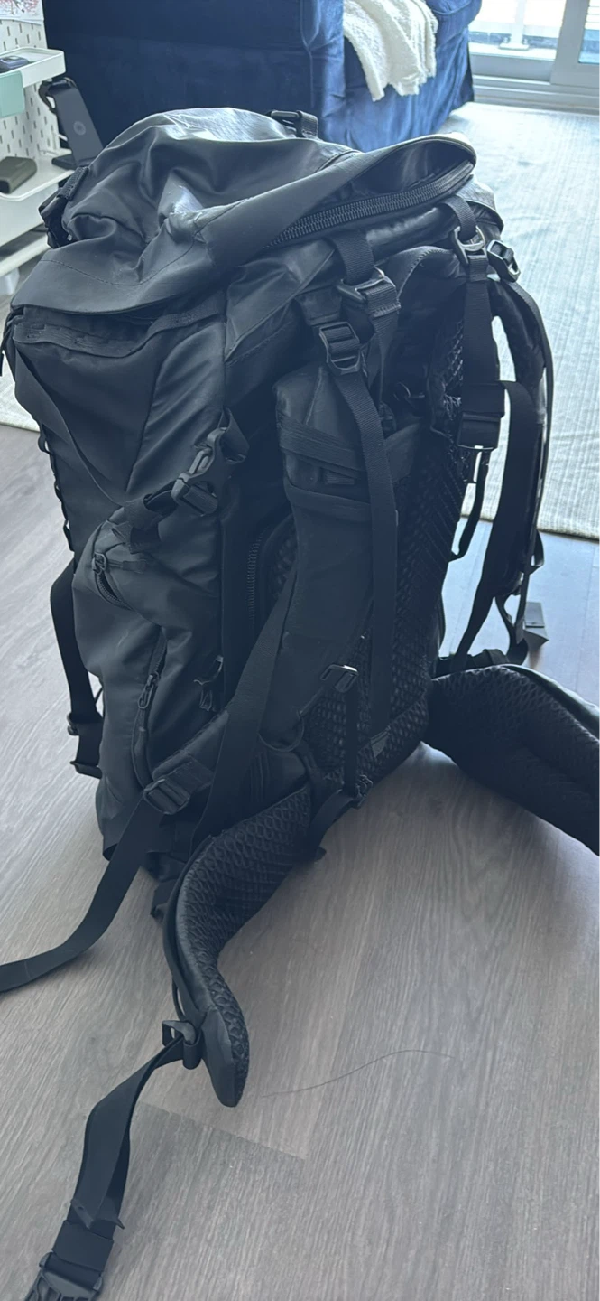 Black Backpack Wandrd 50L (M/L size) - photo 3