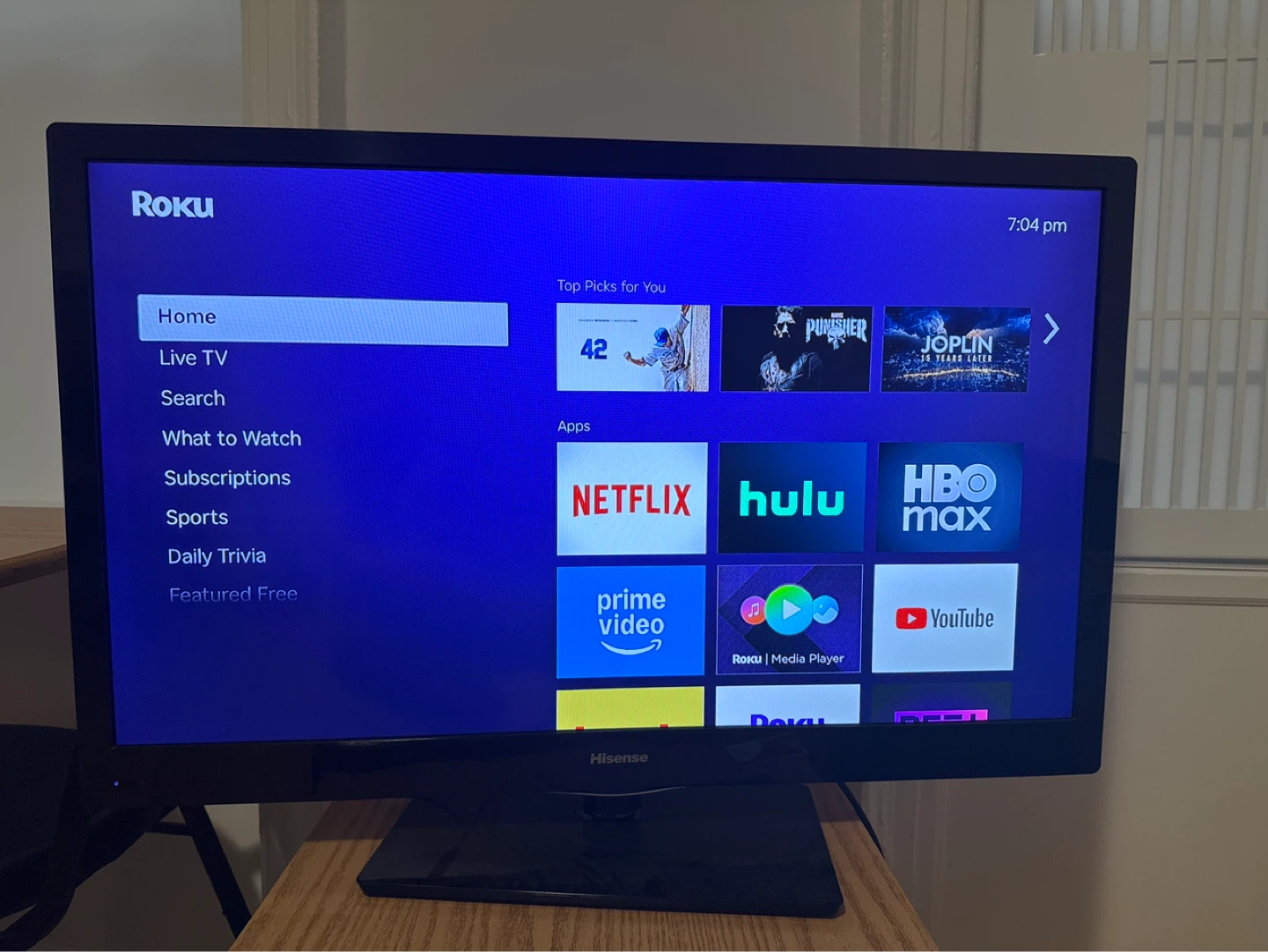 Hisense Roku TV - photo 2