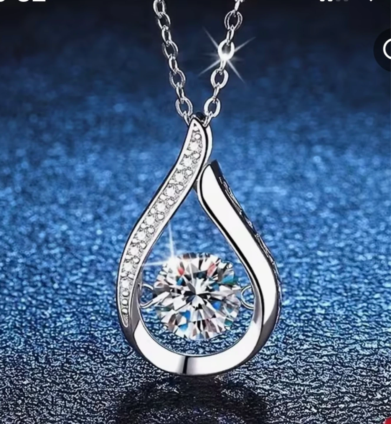 925Silver Tone Teardrop 19’ Necklace with moissanite