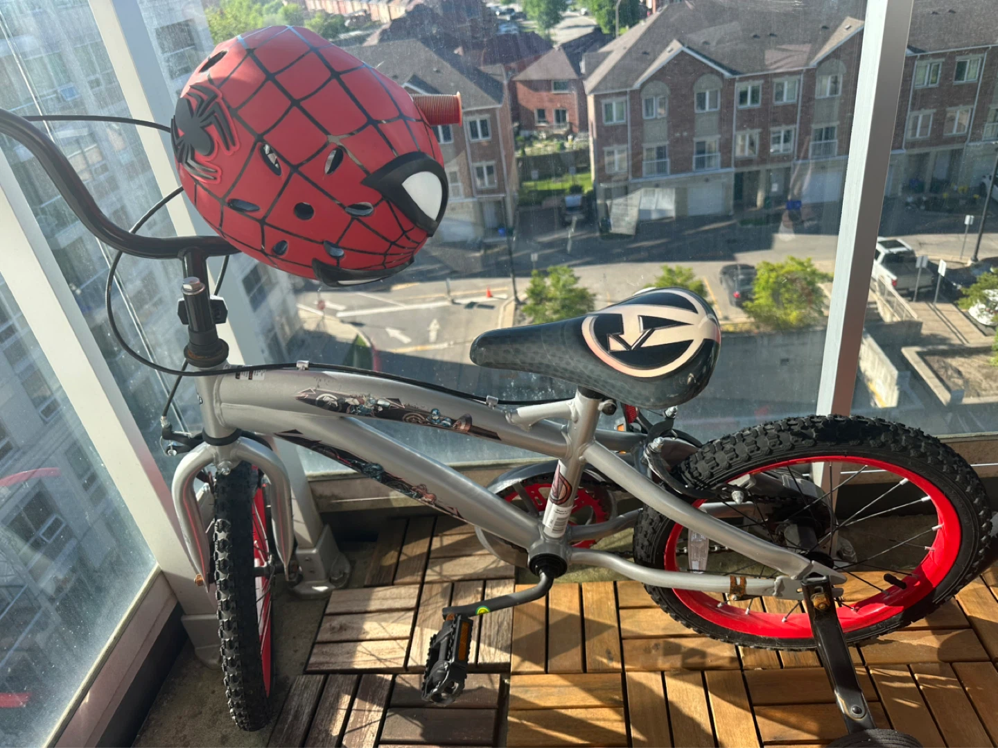 Kids Bicycle with Spider-Man Helmet - photo 2