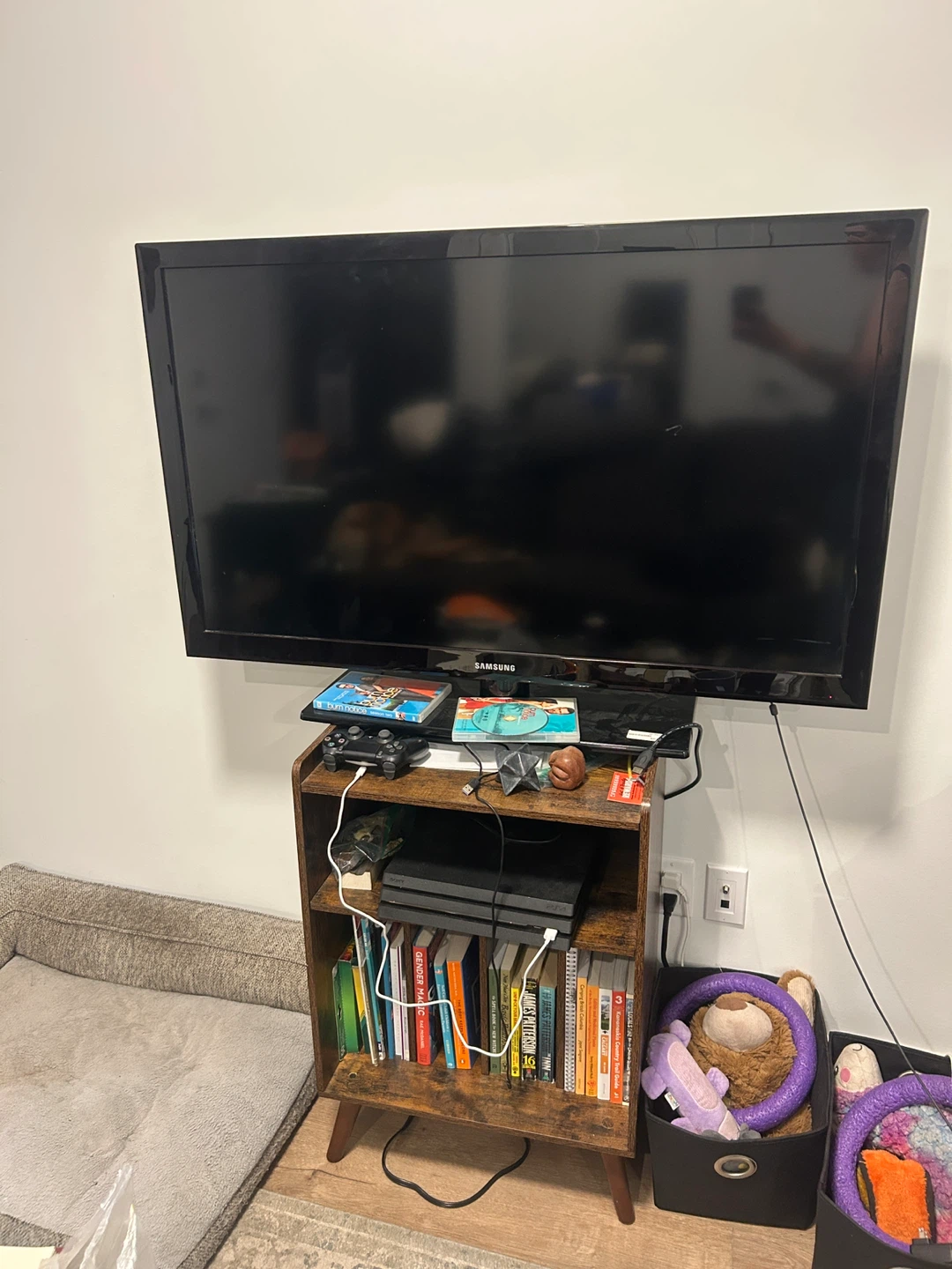 Samsung 50inch Flat Screen TV - photo 2