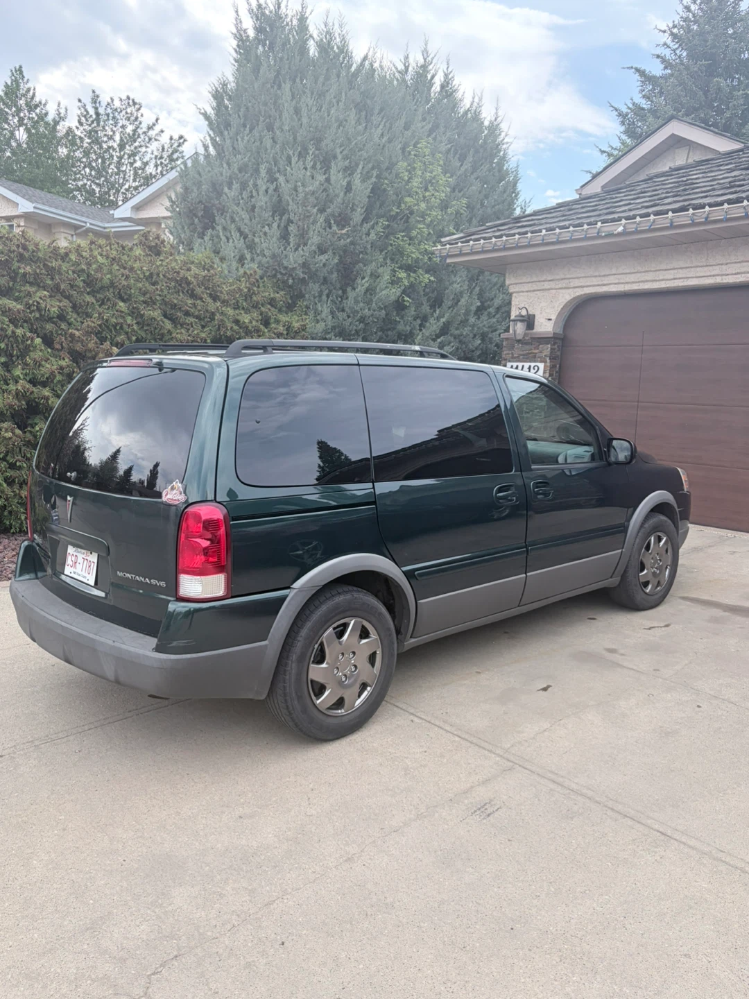 2005 Pontiac Montana SV6 Minivan - photo 3